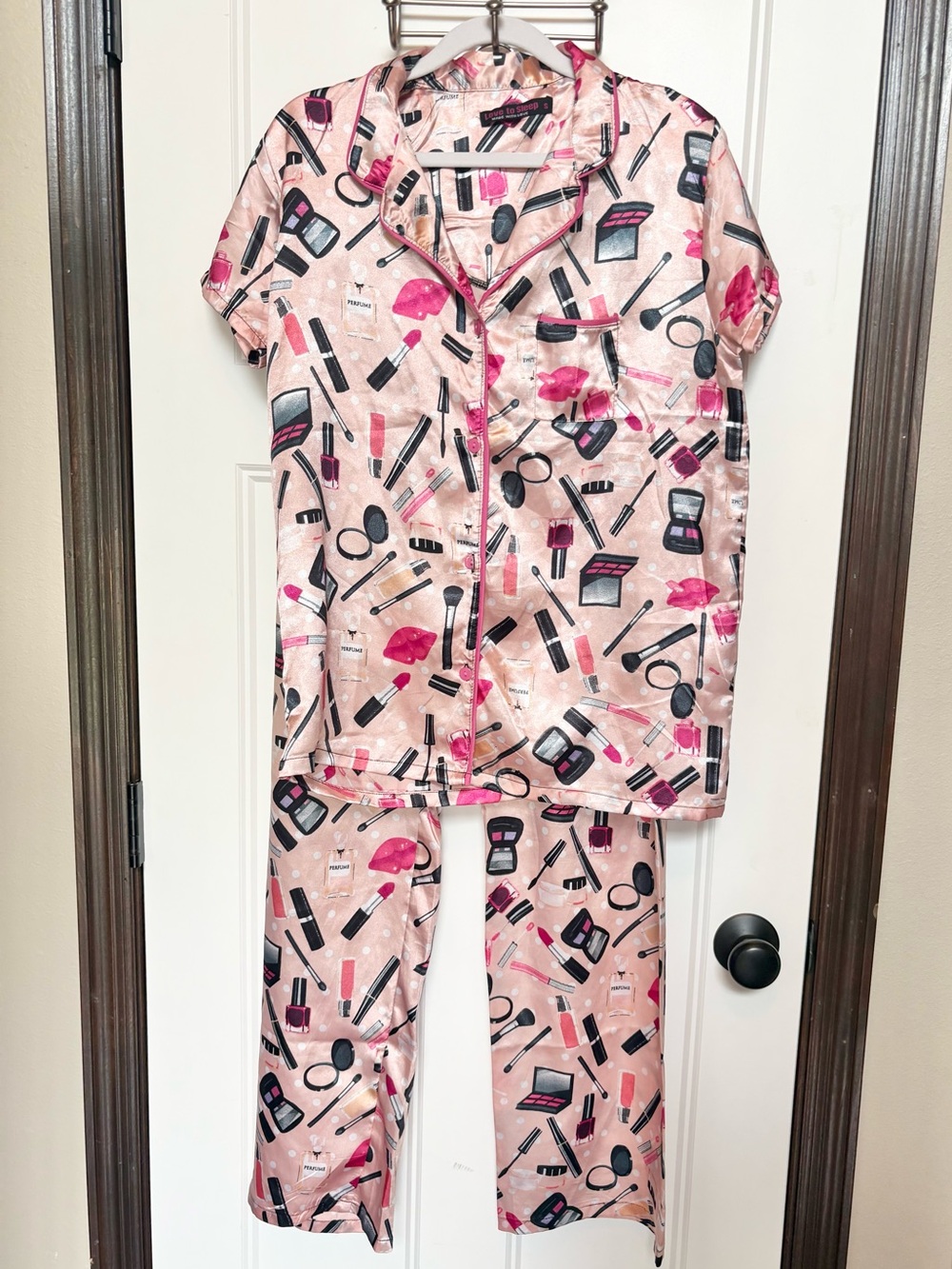 Love to Sleep Soft Pink Satin Cosmetics Makeup Pajama Set Size Small